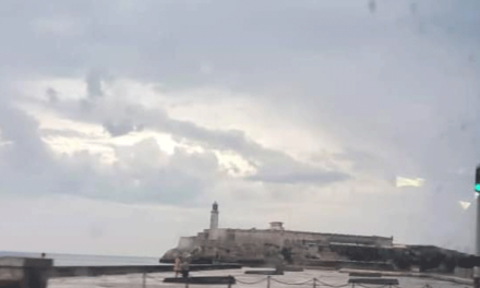 Nube con forma de Cuba en el cielo de La Habana «Un símbolo de esperanza»